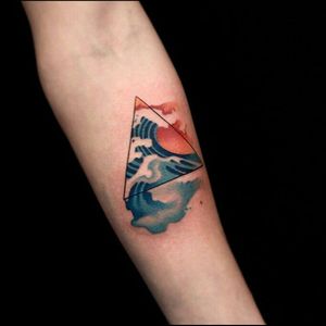 Awesome watercolour triangle wave & sunset tattoo#dreamtattoo #mydreamtattoo
