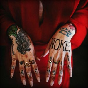 Awesome hand, finger & knuckles tattoos#dreamtattoo #mydreamtatoo