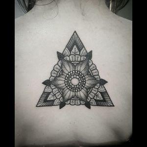 Tattoo I did last week!#mandala #mandalatattoo #mandalatattoos #blackwork #blackworktattoo #dotwork #dotworktattoo #tattoo #ink #ornaments #ornamental #ornamentaltattoo #ornament #geometry #geometric #geometrictattoo