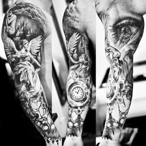 #dreamtattoo Has a lot of meaning to me in many views . Its quite a busy piece of art but speaks of many tales