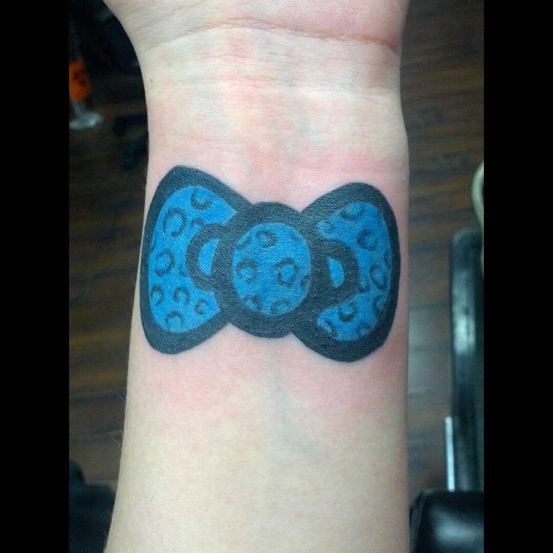 34 Beautiful Hello Kitty Bow Tattoos
