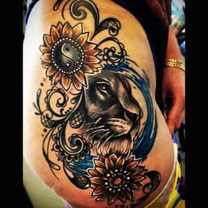 #lion #yingyang #sunflowertattoo Much to see