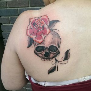 #skull #rose #skullandrose #skulltattoo #rosetattoo #tattoo #tattooideas #tattoodesign #tattooartist #