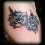 #tattoo#roses#legtattoo#blackandgrey#inkwork#tattooapprentice