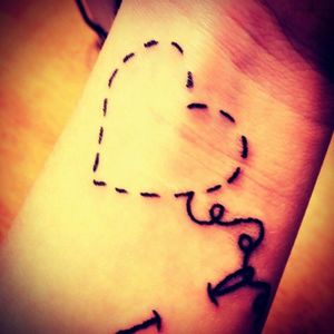 I want this on my other wrist & have my daughter's name in the middle of it...