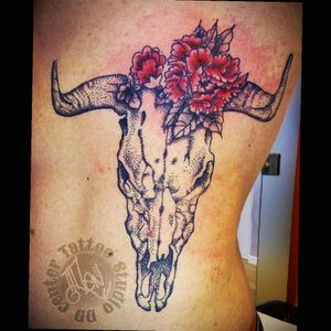 #dotwork #bull #skull #skulltattoo #bullskull #tattoo #DDcenterInk #DenInk