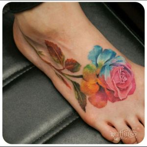 Very pretty watercolour realistic rose tattoo #dreamtattoo #mydreamtattoo