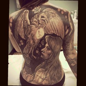 Sick black & grey realistic owl & portrait full back piece tattoo#dreamtattoo #mydreamtattoo