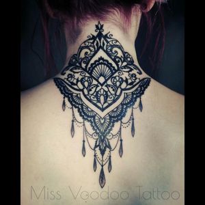 Feminine black & grey lacey neck tattoo