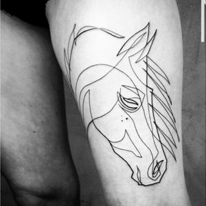 #tattooidea #horse #linework #horselover #graphic #outlinetattoo #blackoutline #dreamtattoo