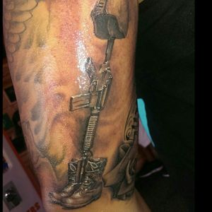 new hand tattoo by Jose at Bako Inc in California :) : r/tattoo