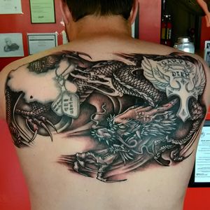 #blackandgrey #japanesedragon #dragon #tattoosbyfisch #dreamtattoo