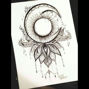 Absolutely beautiful. Not sure if i would want this across my back or on my upper thigh?! #dreamtattoo