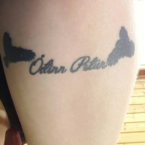 My sons name and ravens on eather side since his name is Odinn like the nothren god #iceland #mysonsname #childname #love #ravens #black #rigtharm #backofthearm