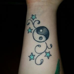 Yin yang sign with stars #yingyang  #stars