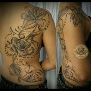 Want this badly with my personal spin on it. See so much potential #dreamtattoo