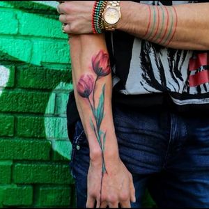 Awesome watercolour rose/tulip flowers & colour wrap-around ring/circles tattoo#dreamtattoo #mydreamtattoo