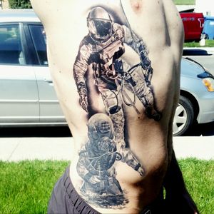 Rib piece all finished. Done by Riley Hogan at bushido tattoo. #ribtattoo #divertattoo #astronauttattoo #seaman #spaceman #diver #astronaut
