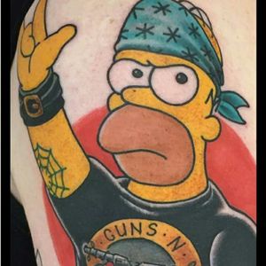 Rockin ' Homer by Thèo For info or bookings pls contact us at art@royaltattoo.com or call us at + 45 49202770 #royal #royaltattoo #royaltattoodk #royalink #royaltattoodenmark #homer #simpsons #thesimpsons #cartoon #homertattoo #simpsonstattoo
