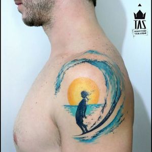Awesome colour surfing a wave at sunset/sunrise tattoo#dreamtattoo #mydreamtattoo