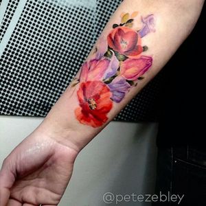 Sick realistic watercolour poly poppy & flowers tattoo#dreamtattoo #mydreamtattoo