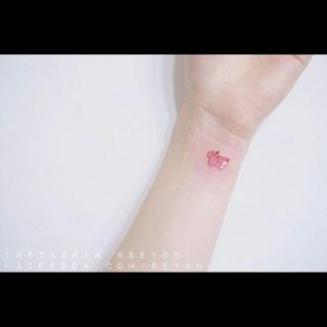 Awesome tiny minimalist colour pink panther head wrist tattoo#dreamtattoo #mydreamtattoo