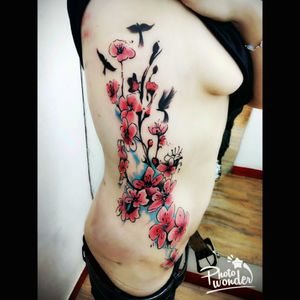 Beautiful Cherry blossom tattoo #birds #colorfull #girlwithbellypierced #art #artwork #tattoopiece #tattoos #onesitting #thanks #appreciating #rockband #muse  #UNFRIEND in case offended ....with Jojo Mmt he is the best 😉