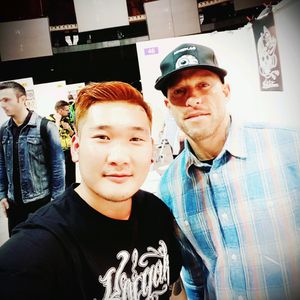 Met the tattoo legendary Ami James at Bologna Tattoo Convention 2016 at Unipol Arena Bologna, Italy. And got drunk together at the party after convention. #Woofwoof#amijames #bolognatattooconvention #shanerascal #shanetattoostudio #chukaikemamantattoo #tattooconvention