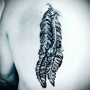 My first one, made by @xochtattoo (i n s t a g r a m) a couple months after my father passed away. #firsttattoo #family #mexicantattoo #feathers #feathertattoo