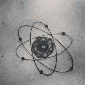 My tattoo #atom #molecule #quimica #love #family #awesome #blackwork by Agave Ink #hechoenmexico