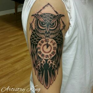 Owl tattoo#owl #owltattoo #traditionalowltattoo #blackandgreytattoo #clock #clocktattoo