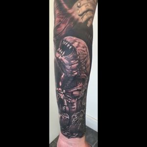 More images of my Giger sleeve by Tamas Dikac
