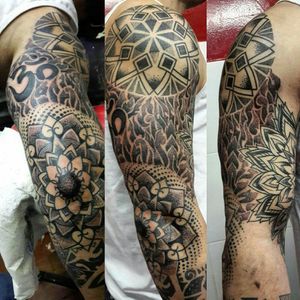 Avance en el tatuaje de ariel hernan!#tatuajecurado #Healed #curado #tattoo #tatuajes #argentinatattoo #tatuatge #tatouage #tatuaggio #tatuagem #tatowierung #dotwork #instablackwork #instatattoo #blacktattoo #tatuajes #tatuaggi #mandala #patrones #patters #tattoodecing #dottattoo #tattooink #tattooargentina #geometria #instadotwork @mandingatattoo