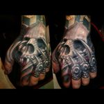 inkedd.net Exceptional Hand Skull Tattoos - Page 1