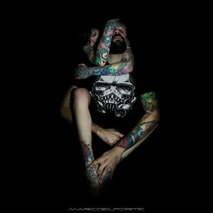 #tattooedcouple #tattooedgirl #tattooedman #photography #photo #portrait #portraitphotography #lowlight #strobist #starwars  #marcdelportephotography