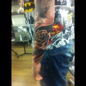 Roses got added, this is where my love for the art of tattoo got deeper #roses #onelove