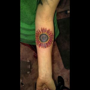 Mother/daughter sunflower tattoo