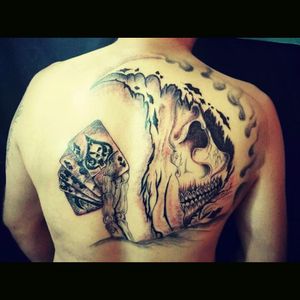 #tattoo #skull #skulltattoo #deadmanhands #deadtattoo #deathtattoo #death #pokertattoo