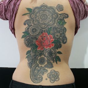 Back Piece healed #tattoo #tatuagem #backpiece #mandala #mehnditattoo #rosetattoo #blackwork