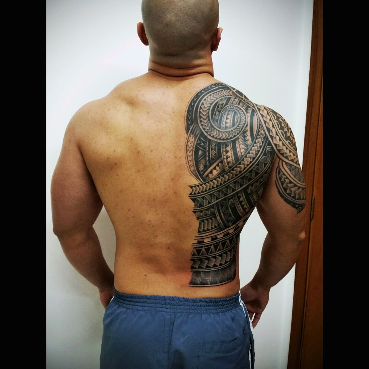 Tattoo uploaded by Leonardo • #maori #maoritattoo #tattoos #tattooed #inked  #tribaltattoo #tribalmaori #blackandgreytattoo #mandalasleeve #fullsleeve  #sleeve #tribal #polynesian #polynesiantattoo • Tattoodo