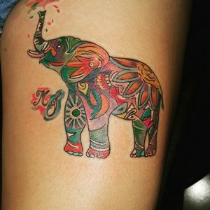 Elephant 🐘 tattoo de una amiga