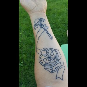 Outline Adding shading,color and 2 roses Getting married June 2017, adding date to banner