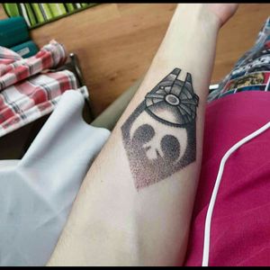 A closer look at my star wars tattoo I really love the dot work #geektattoos #starwarstattoo