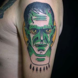 Frankenstein tattoo Infos: 11.98235.1965#arte #art #tattoo #tatuagem #tatts #oldschool #traditional #traditionaltattoo #frankenstein #frankensteintattoo #monster #monstertattoo #filmhorror #horrortattoo