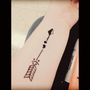 A semicolon arrow to remind you to always keep on fighting