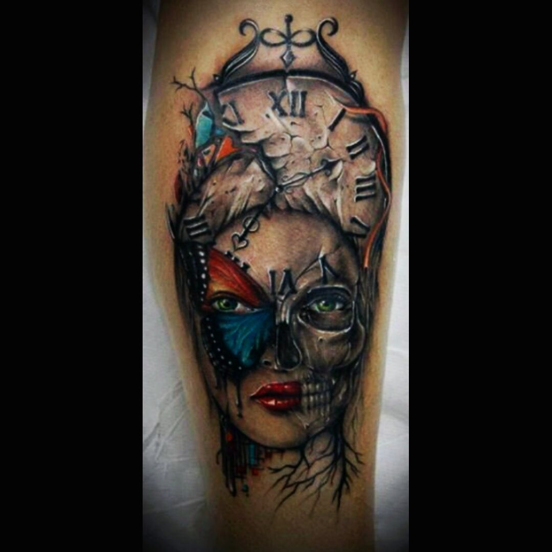 Tattoo uploaded by Xavier • Gabriel Moreno Illustration. #GabrielMoreno  #illustrator #artist #fineart #Spanish #gradient #tattooart  #tattooedportrait #women • Tattoodo