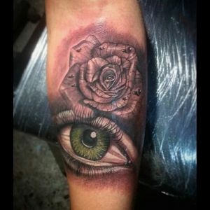Todays piece #eyetattoo #rose #tattoo #SunburnTattoo #skulltattoo #TattooGirl #colortattoo