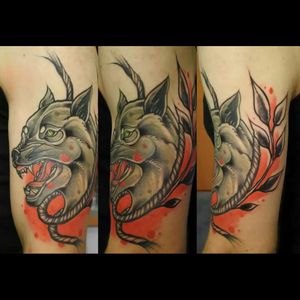 #neotraditional #wolf #wolftattoo
