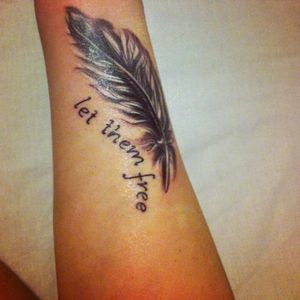 Animals does not belong in captivity#feathertattoo #feather