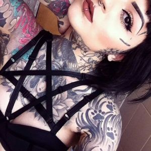 Ig.com/anny8o#tattoo #tattooedlady #tattooedmodel